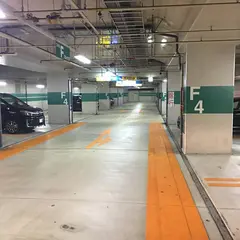 三宮中央通り駐車場