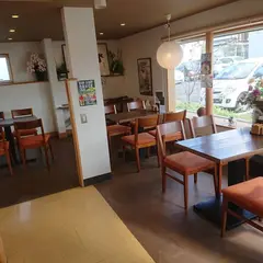 町屋カフェ 太郎茶屋鎌倉 亀田店