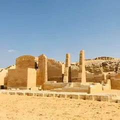 サッカラ（Saqqara）