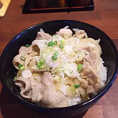 どんぶりブッチャー 新大前店