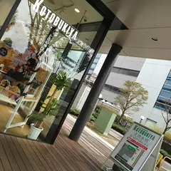 コトブキヤ 立川本店