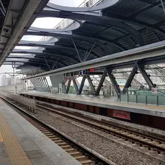 五権車站
