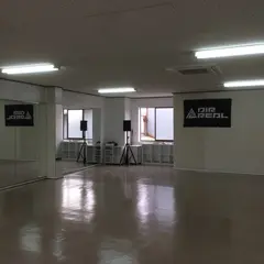 ダンススタジオ FLOW