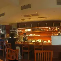 cafe bahnhof 福島店