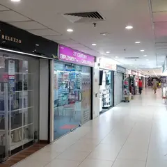 ラッキー・プラザ