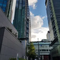 汐留シティセンター