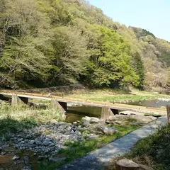 嵐山渓谷冠水橋