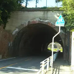 成宗電車第一トンネル