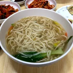 할머니손칼국수