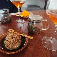 お茶とお花とモンブラン