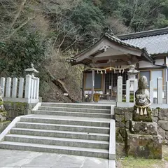 絹巻神社