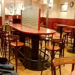 カフェ・ベローチェ 池袋東口店