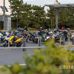 赤レンガパーク駐車場