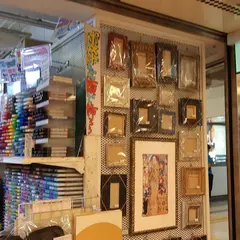 （株）島本画材 栄店