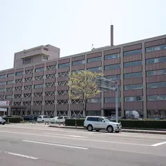 秋田県庁舎