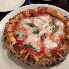 22 ヴェンティ ドゥエ