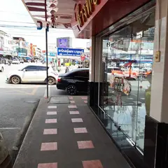 ガンチャナブリ バスターミナル