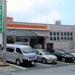 トヨタレンタリース沖縄 名護店