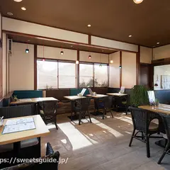 珈琲幸房 B ZERO（コーヒーコウボウ ビー ゼロ）