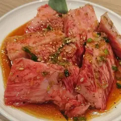 焼肉ダイニングビンクロ