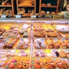St Honore Pastry