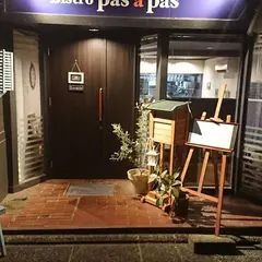 Bistro pas a pas