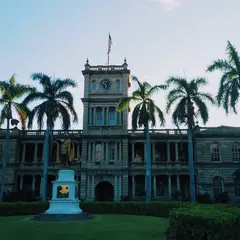 King Kamehameha Statue（カメハメハ大王像）