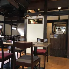 八伍邸