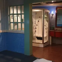 Flight 168 Health Spa