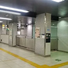 若松河田駅