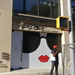 alice + olivia