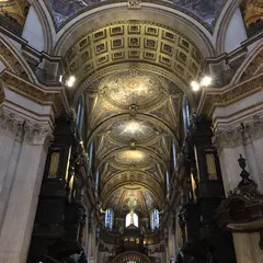 セントポール大聖堂（St Paul's Cathedral）