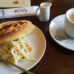 トレビス