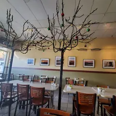 Kaimuki Cafe