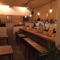 ワイン食堂オールドスクール