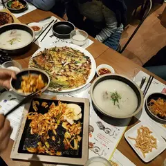 느티나무 곰이복이