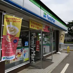 ファミリーマート 所沢インター店