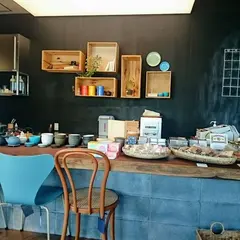 茶房 贔