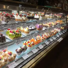 洋菓子の森コスモス