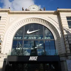 Nike The Grove