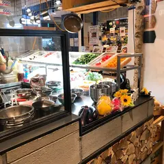 野菜を食べるカレーｃａｍｐ ＫＩＴＴＥ博多店