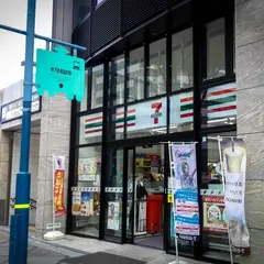 セブン-イレブン 大阪南森町店