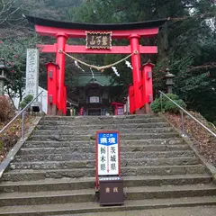 鷲子山上本宮神社