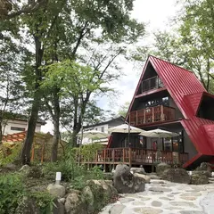 赤い三角屋根 イタリアンカフェ