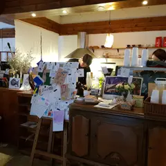 Cafe. BOOT