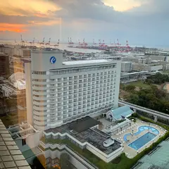 神戸ポートピアホテル南館