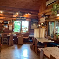 山小屋レストラン アルピニスト