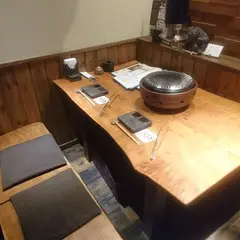炭火焼肉 牛仁 仙台泉店
