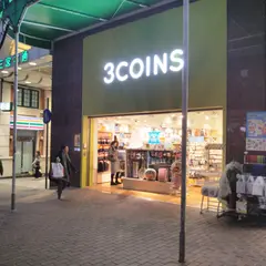 3COINS 神戸店