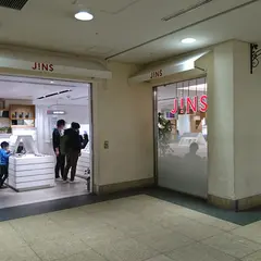 JINS 新宿小田急エース店